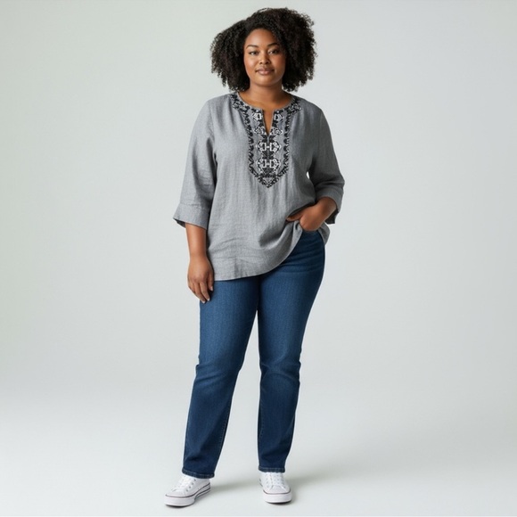JM Collection Tops - JM COLLECTION Lagenlook Embroidered Gray Linen V Neck Tunic Top Women’s 8